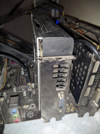 Лот: 18350108. Фото: 1. Видеокарта Sapphire Rx 470 4gb... Видеокарты