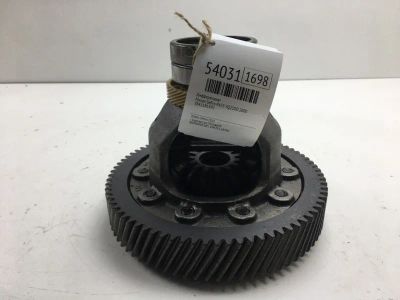 Лот: 20396653. Фото: 1. Дифференциал Nissan Cefiro 2000... Трансмиссия