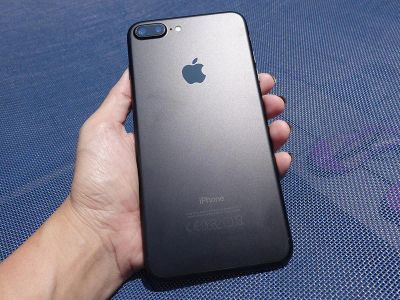 Лот: 8429855. Фото: 1. Apple iPhone 7 plus 32Gb Black. Смартфоны