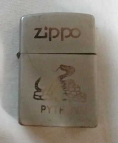 Лот: 18444307. Фото: 1. Зажигалка бензиновая под Zippo. Зажигалки, спички, пепельницы