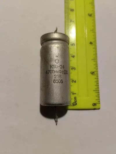 Лот: 24569252. Фото: 1. Конденсатор К50-24 4700мкф 25в... Конденсаторы