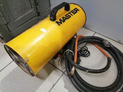 Лот: 15440868. Фото: 1. Газовая пушка Master BLP 15 KW... Обогреватели промышленные, тепловые пушки