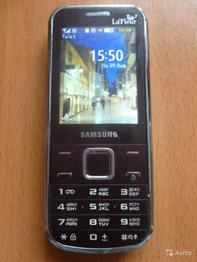 Лот: 10960318. Фото: 1. Телефон Samsung GT-C3530. Кнопочные мобильные телефоны