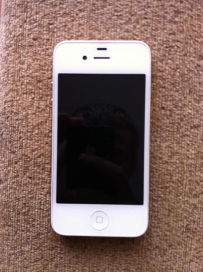 Лот: 7675337. Фото: 1. Apple Iphone 4S 8Gb. Смартфоны
