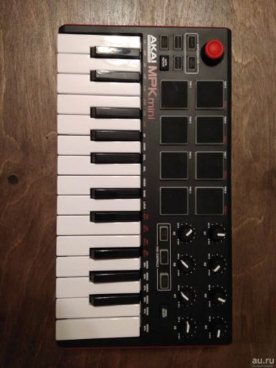 Лот: 17101914. Фото: 1. AKAI PRO MPK MINI MK2. MIDI-оборудование