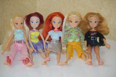 Лот: 11823702. Фото: 1. Куклы Феи Винкс Winx - Блум, Флора... Куклы и аксессуары
