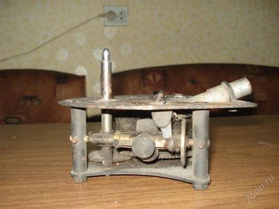 Лот: 1462088. Фото: 1. Двигатель от Патефона. Музыкальные инструменты
