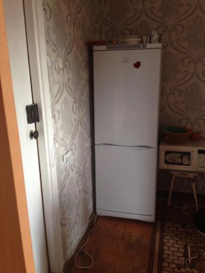 Лот: 6030534. Фото: 1. Продам холодильник Indesit SB... Холодильники, морозильные камеры