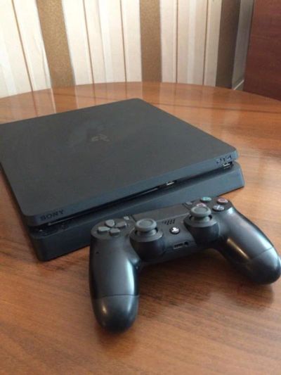 Лот: 17372085. Фото: 1. Playstation 4 slim 500gb ps4. Игровые приставки, консоли