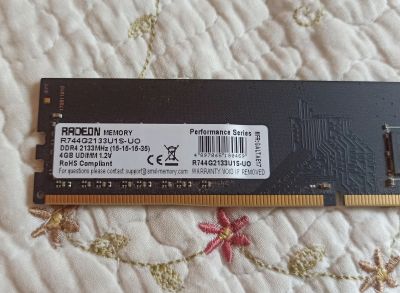 Лот: 19361357. Фото: 1. Оперативная память Radeon ddr4... Оперативная память