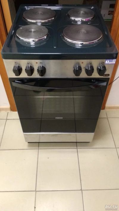 Лот: 12980009. Фото: 1. Плита электрическая Zanussi ZCV... Плиты, духовые шкафы, варочные поверхности