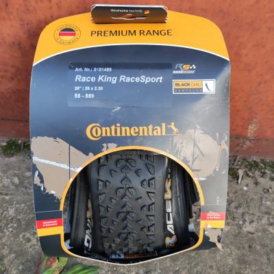 Лот: 20662332. Фото: 1. Покрышка Continental Race King... Запчасти