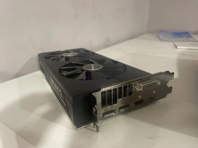 Лот: 23457178. Фото: 1. Видеокарта Sapphire Radeon RX... Видеокарты
