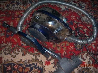 Лот: 12117936. Фото: 1. пылесос LG suction power 380w... Пылесосы, паровые швабры