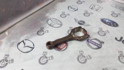 Лот: 23586431. Фото: 1. Шатун Volkswagen Golf CAXA 03C198401D. Двигатель и элементы двигателя