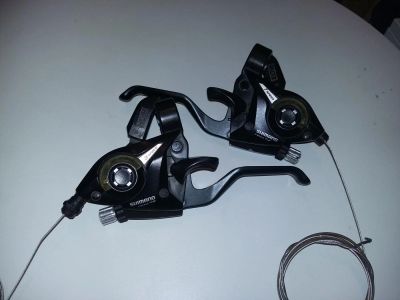 Лот: 7046121. Фото: 1. Манетки Shimano 3ск+7ск. Запчасти