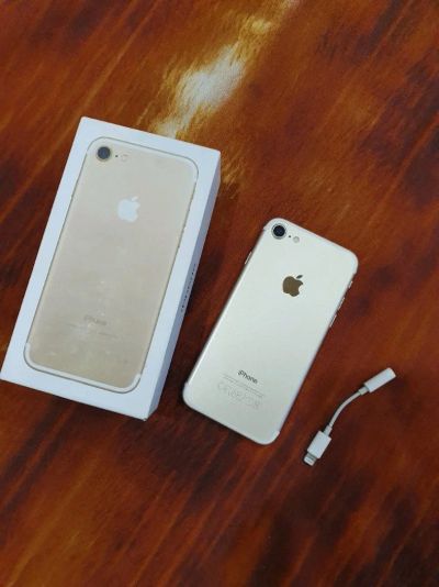 Лот: 14407025. Фото: 1. iPhone 7. Смартфоны