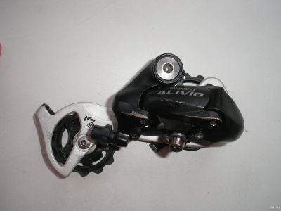 Лот: 15250644. Фото: 1. задний переключатель Shimano Alivio... Запчасти