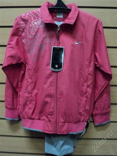 Лот: 2464897. Фото: 1. Розовый спорт костюм Nike. Новый... Костюмы