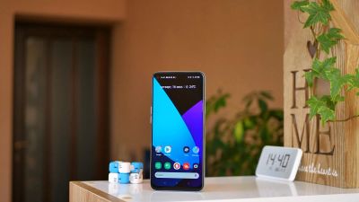 Лот: 19912582. Фото: 1. Realme 6 4/128 GB NFC. Смартфоны