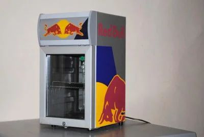 Лот: 18924715. Фото: 1. Холодильник Red Bull (маленький... Холодильники, морозильные камеры