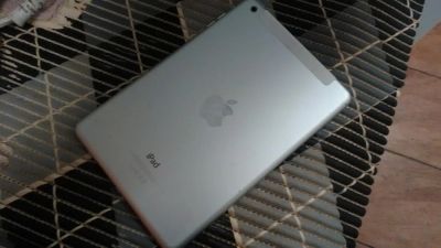 Лот: 5652111. Фото: 1. IPad mini 16gb 3g Белый. Планшеты