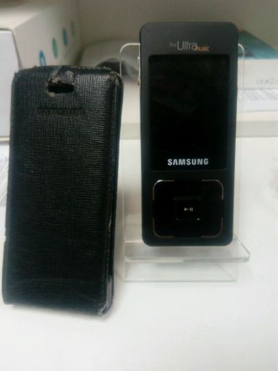 Лот: 11307312. Фото: 1. Samsung ultra music. Кнопочные мобильные телефоны