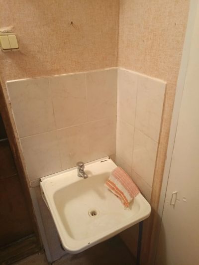 Лот: 11744586. Фото: 1. Гостинка, ул. Воронова, д. 47... Квартиры, студии