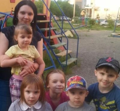 Лот: 11839049. Фото: 1. Семья снимет квартиру в Кировском... Квартиры, студии