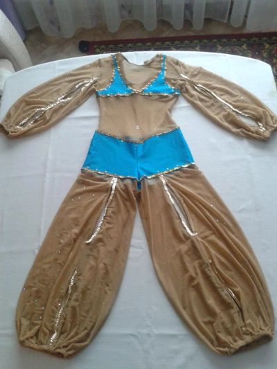 Лот: 4440487. Фото: 1. костюм для гимнастики. Другое (одежда и аксессуары)