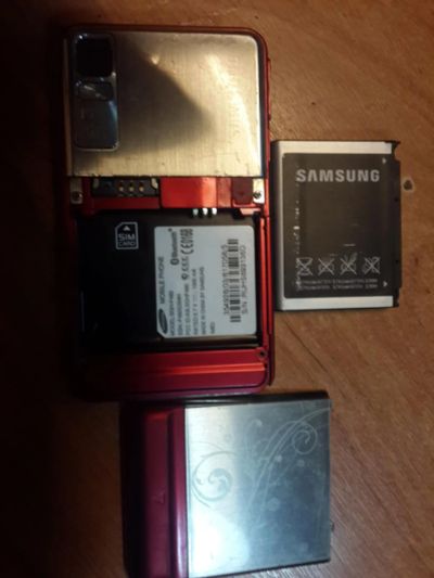 Лот: 6763836. Фото: 1. Samsung SGH-F480 LaFluer. Кнопочные мобильные телефоны