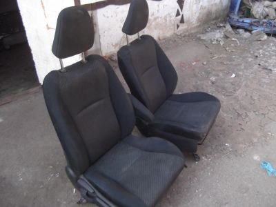 Лот: 8104607. Фото: 1. передние сидения Toyota Auris... Салон