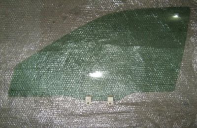 Лот: 11819783. Фото: 1. Переднее стекло на Honda Accord... Кузов