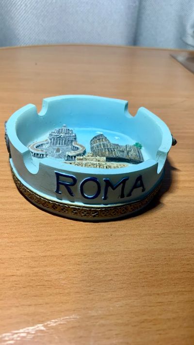 Лот: 20832601. Фото: 1. Пепельница Италия. Зажигалки, спички, пепельницы