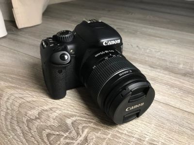 Лот: 17674997. Фото: 1. Canon EOS 550D. Цифровые зеркальные