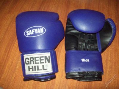Лот: 990909. Фото: 1. Перчатки боксёрские GREEN HILL... Защита тела