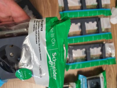 Лот: 16481569. Фото: 1. Розетка Schneider Electric. Грифель... Электроустановочные изделия