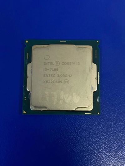 Лот: 16282814. Фото: 1. Процессор Intel Core i3 - 7100... Процессоры