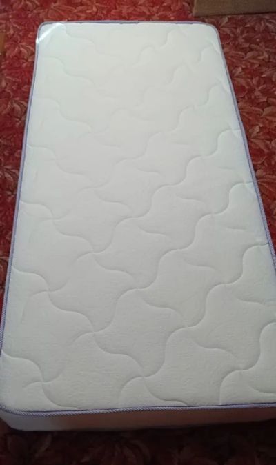 Лот: 24308964. Фото: 1. Жесткий матрас Denwir Mega Foam... Матрасы