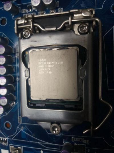 Лот: 10164905. Фото: 1. intel Core i3, 4 ядра 3.30 ghz. Процессоры