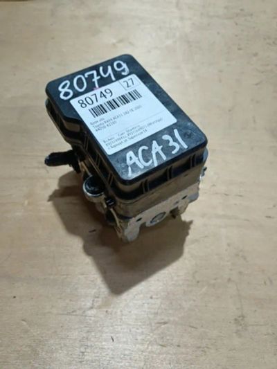 Лот: 21403100. Фото: 1. блок abs Toyota RAV4 ACA31. Двигатель и элементы двигателя