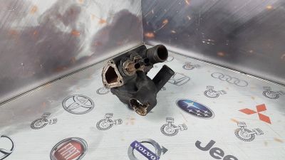 Лот: 23589373. Фото: 1. Корпус термостата Volkswagen Sharan... Двигатель и элементы двигателя