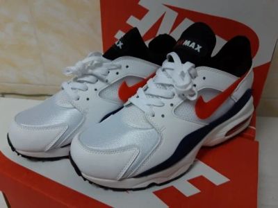Лот: 12724316. Фото: 1. Кроссовки NIKE Airmax. Кеды, кроссовки, слипоны