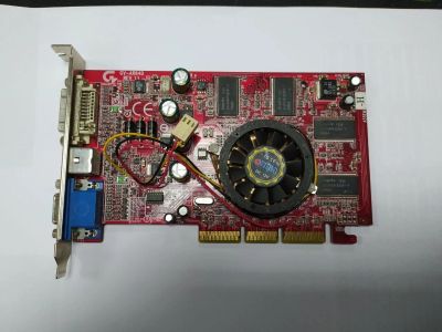 Лот: 16363541. Фото: 1. AGP видеокарта Radeon 7500 64mb... Видеокарты