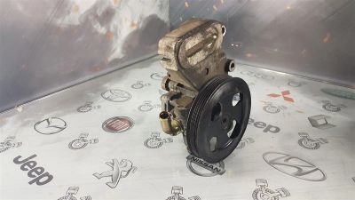 Лот: 23591231. Фото: 1. Насос гидроусилителя Mitsubishi... Ходовая, подвеска, рулевое управление