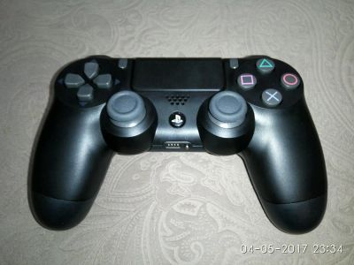 Лот: 9613591. Фото: 1. Dualshock4 б/у ориг в идеальном... Комплектующие