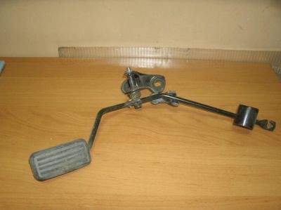 Лот: 6170895. Фото: 1. Педаль газа toyota vitz. Кузов