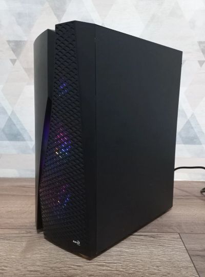 Лот: 25774456. Фото: 1. Игровой компьютер i3/RX580 8GB... Компьютеры в сборе