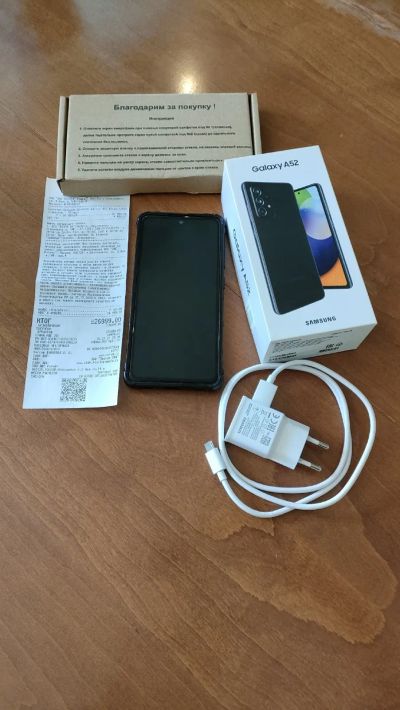 Лот: 20618412. Фото: 1. Samsung Galaxy A52. Смартфоны