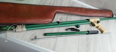 Лот: 22571277. Фото: 1. Гарпун для подводной охоты с кожаным... Дайвинг, подводная охота